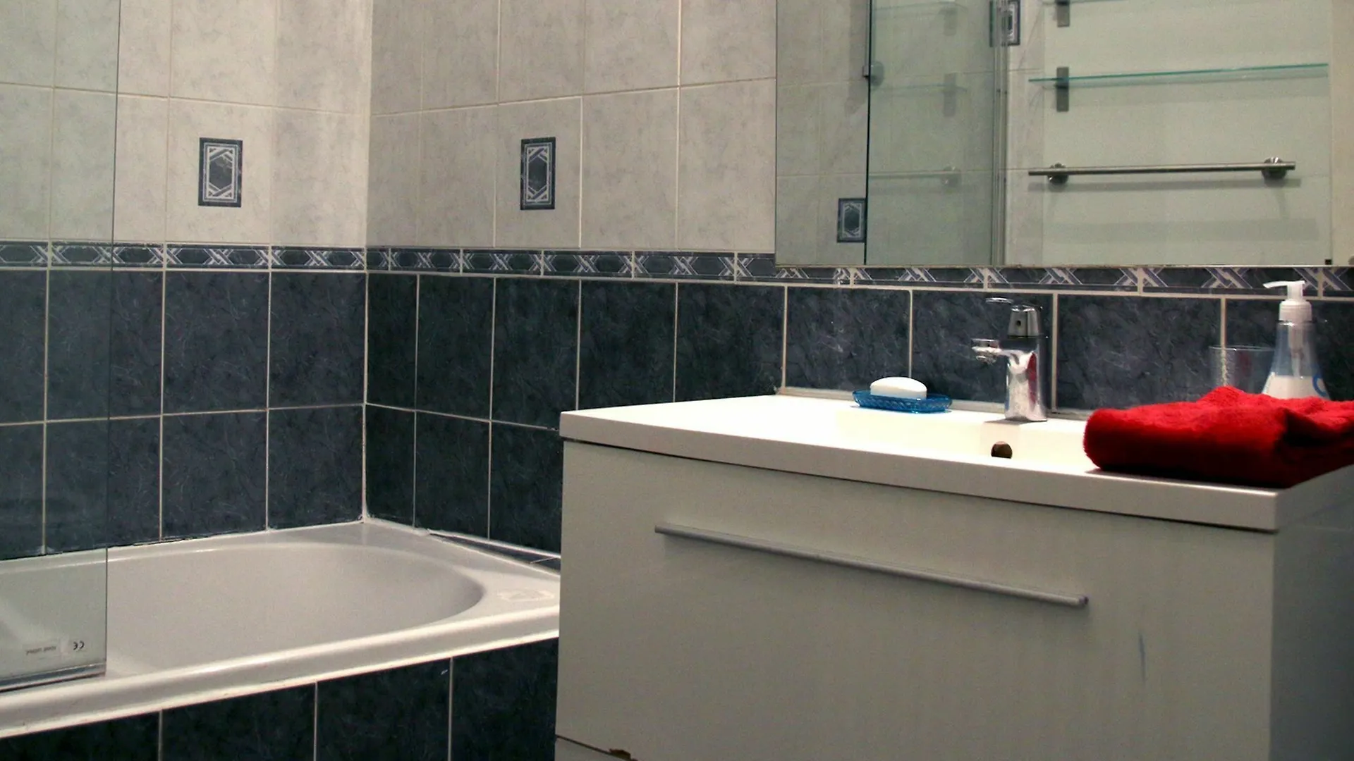 Apartment Pelican - Near Arc De Triomphe Paris